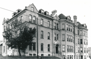 809 W GREENFIELD AVE, a Italianate live-in care facility/sanitarium, built in Milwaukee, Wisconsin in 1879.