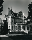 3033 W KILBOURN AVE, a German Renaissance Revival house, built in Milwaukee, Wisconsin in 1895.
