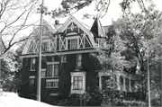 2576 N 1ST ST, a Queen Anne house, built in Milwaukee, Wisconsin in 1901.