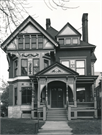 1841 N PROSPECT AVE, a Queen Anne house, built in Milwaukee, Wisconsin in 1883.