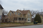 202 S Wacouta Ave, a Gabled Ell house, built in Prairie du Chien, Wisconsin in 1880.