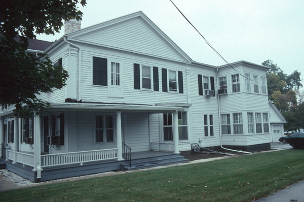 A History in the Making: The homes of Neenah's Wisconsin Avenue