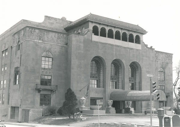 2401 W WISCONSIN AVE | Property Record | Wisconsin Historical Society