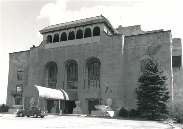 2401 W WISCONSIN AVE | Property Record | Wisconsin Historical Society